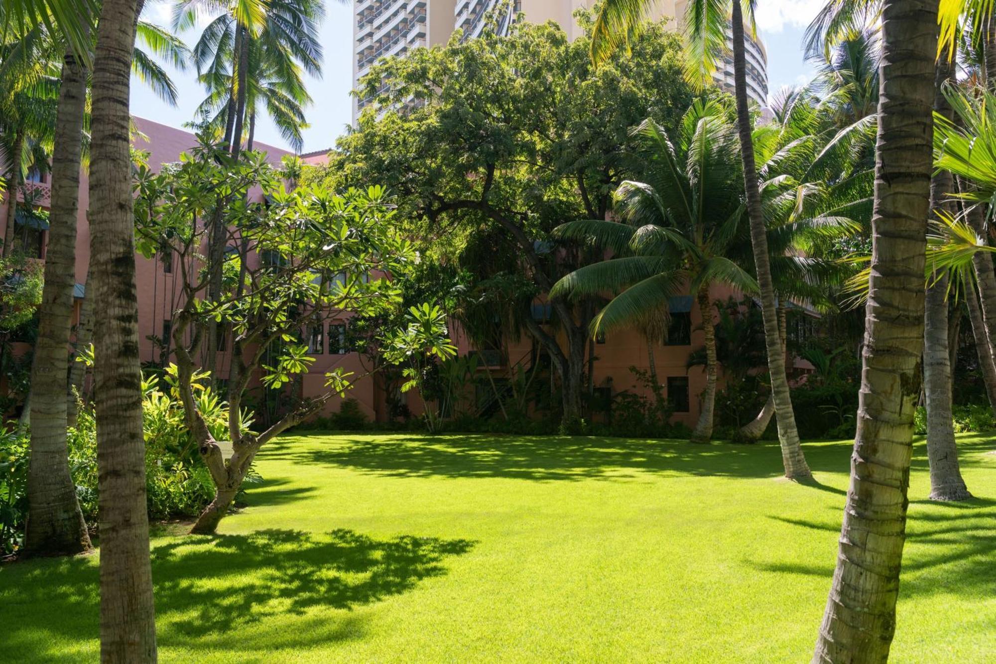 The Royal Hawaiian, A Luxury Collection Resort, Waikiki Honolulu Exterior foto
